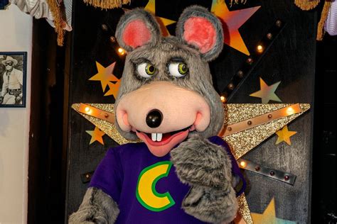chuck e cheese game online|Chuck E. Cheese announces new game show concept .